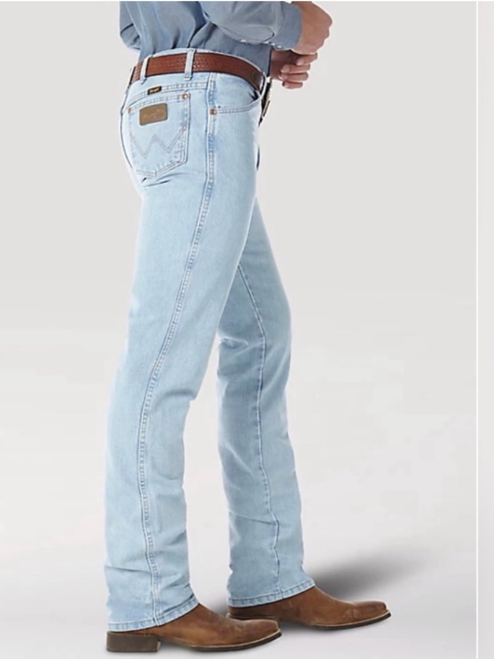Wrangler Men's Cowboy Cut Jeans in Light Blue Denim